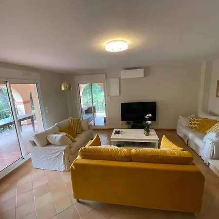 Maison 2 Chambres Vue Sur Le Golf - Piscine Сasa de vacaciones